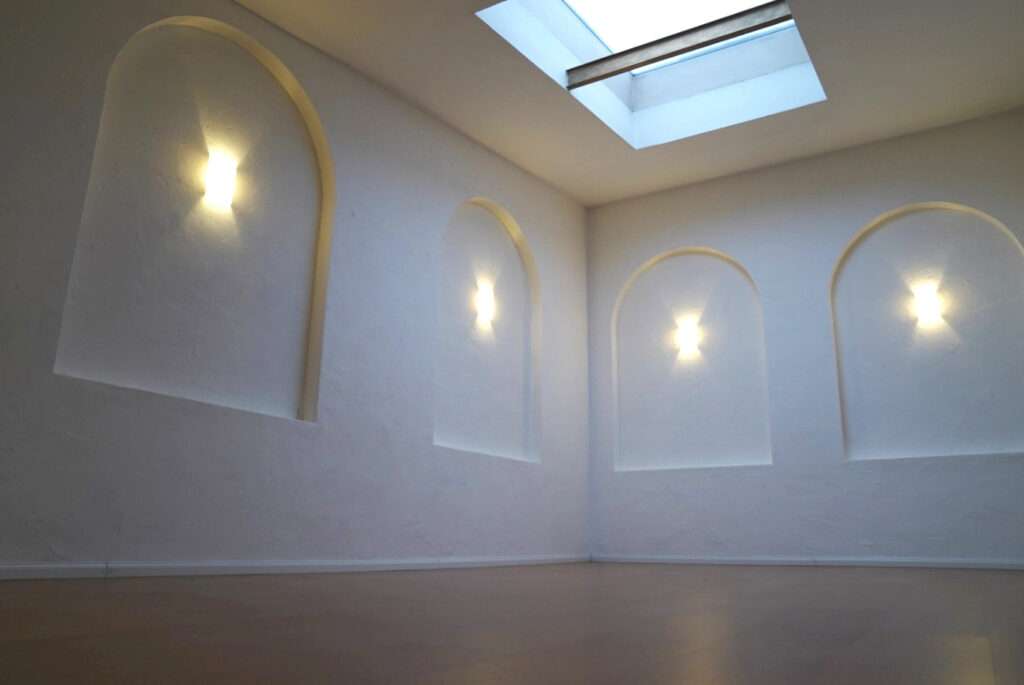 Heller, kleiner Yoga- und Seminarraum zum anmieten