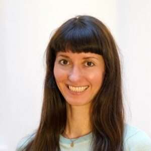 Portrait vor weißem Hintergrund