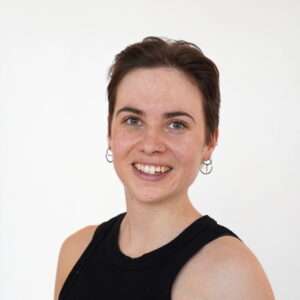 Portrait vor weißem Hintergrund